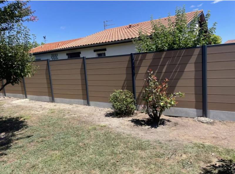 Entreprise de clôture en bois composite sur-mesure au Taillan Médoc 33