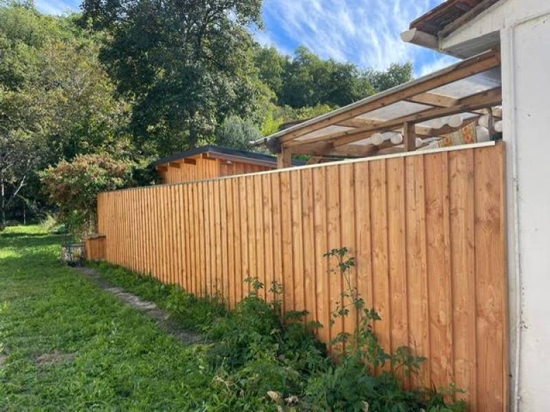 Prix pour pour faire installer une clôture bois volige à Lormont par un professionnel