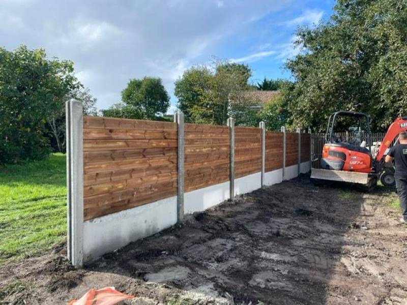 Devis pour installer une clôture de jardin bois béton à côté de Bordeaux
