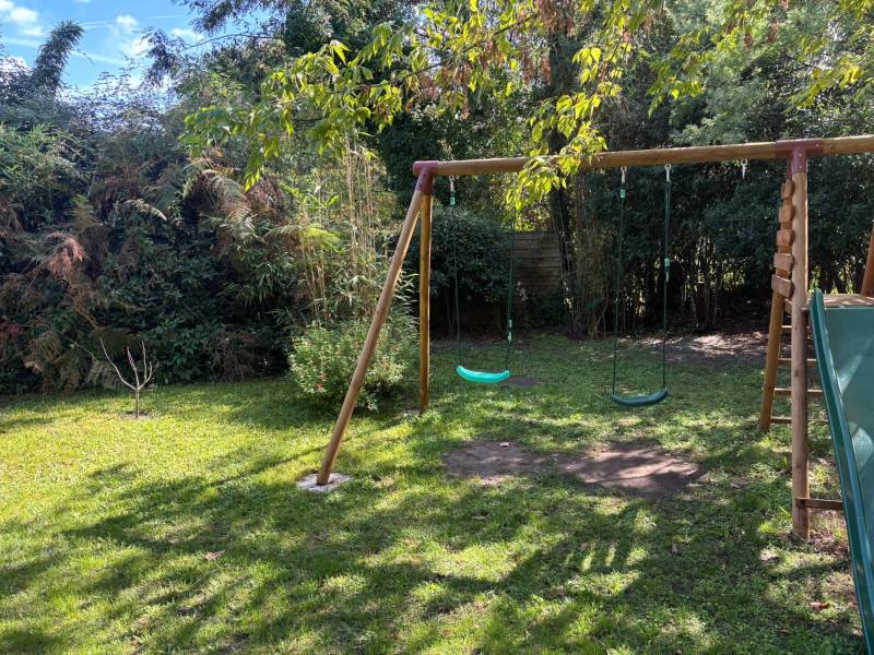 Remplacement haie de jardin Pessac : clôture en bois composite 26 m devis gratuit et accompagnement personnalisé