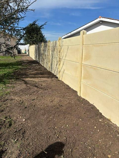 Pose de clôture béton ton pierre : meilleurs avis à Parempuyre