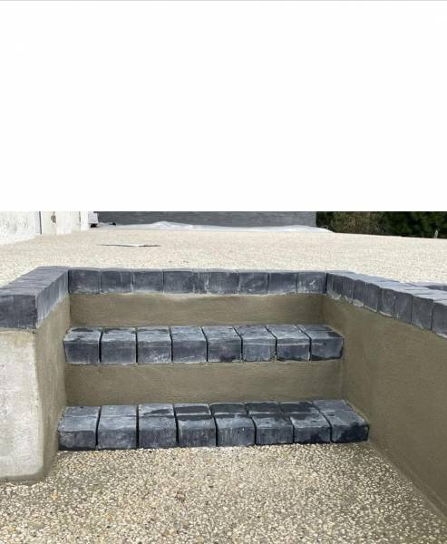 Société d'aménagement extérieur pour la mise en ouvre de béton désactivé dans le Médoc