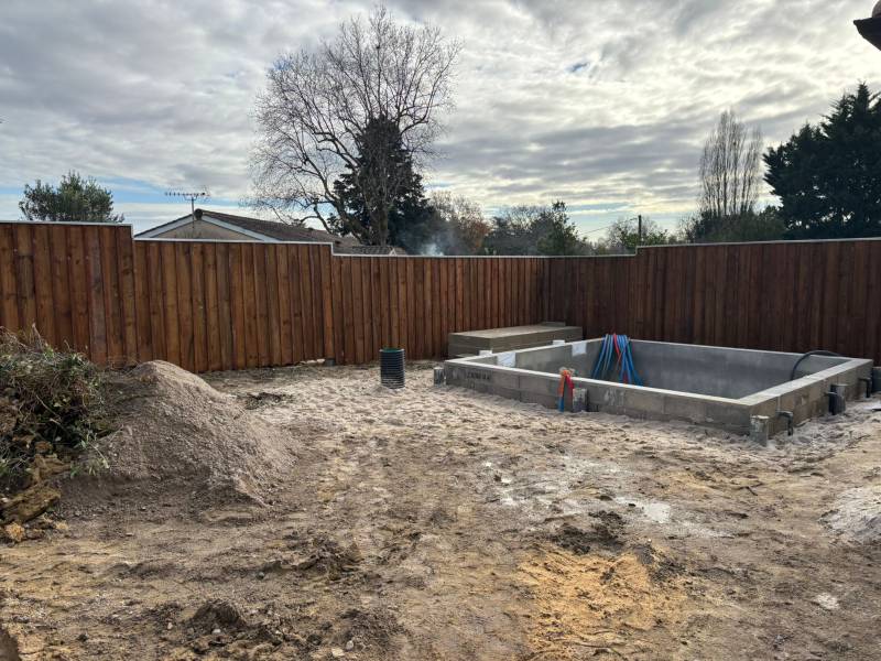 Devis arrachage de haie et pose de clôture en bois volige avec évacuation des déchets verts à côté du Pian Médoc