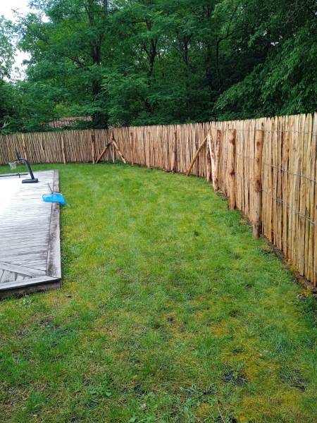 Devis gratuit pour installer une clôture ganivelle bois de châtaignier hauteur 1m fabrication française dans le Médoc