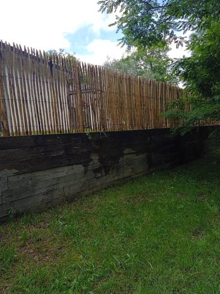Devis gratuit pour installer une clôture ganivelle bois de châtaignier hauteur 1m fabrication française dans le Médoc