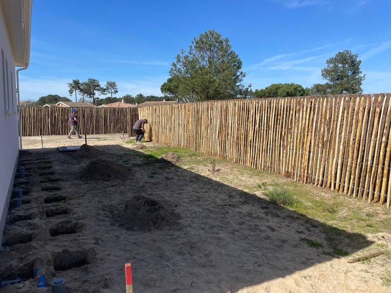 Acheter de la ganivelle de qualité pour clôturer un jardin avec livraison à domicile