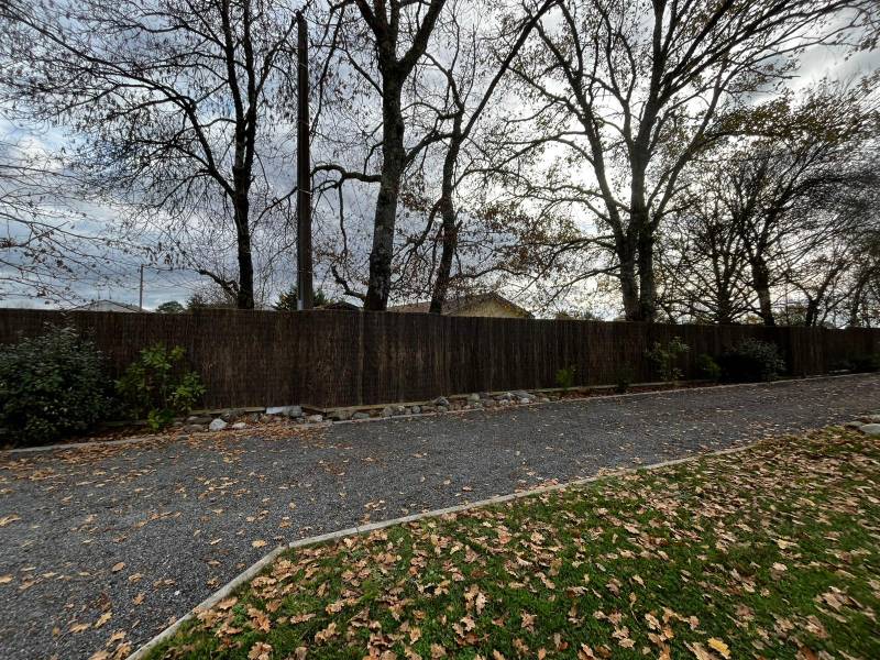 Brande de bruyère naturelle Saint Aubin Médoc épaisseur 4 cm : une installation clé en main AQUITAINE CLÔTURE