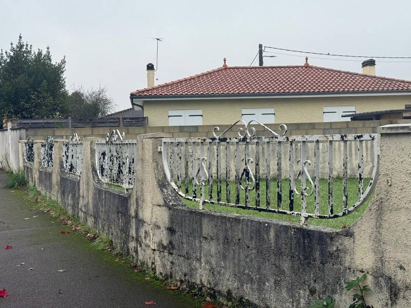 Entreprise de rénovation de clôture à Mérignac pour refaire une clôture sur muret de A à Z