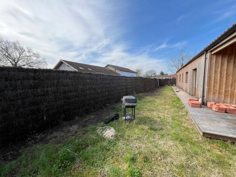 Tempête, grêle, vent fort ? Réparation de clôture rapide à Macau près de Bordeaux avec AQUITAINE CLÔTURE
