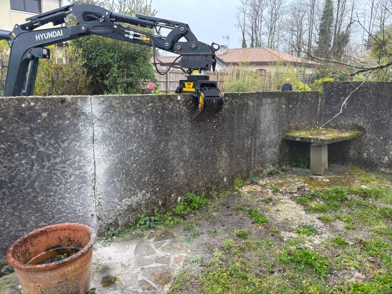 Société de rénovation de clôture près de Bordeaux pour refaire une clôture de jardin à Saint Médard en Jalles